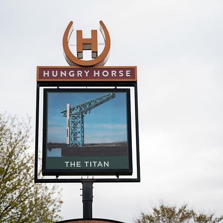 The Titan Clydebank Exterior foto