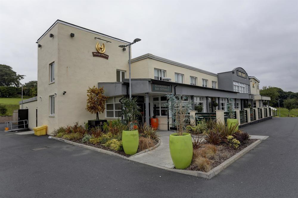 The Titan Clydebank Exterior foto